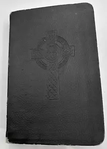 Holman Christian Standard Bible Pocket Size Leather Cover Celtic Style Cross - Picture 1 of 14