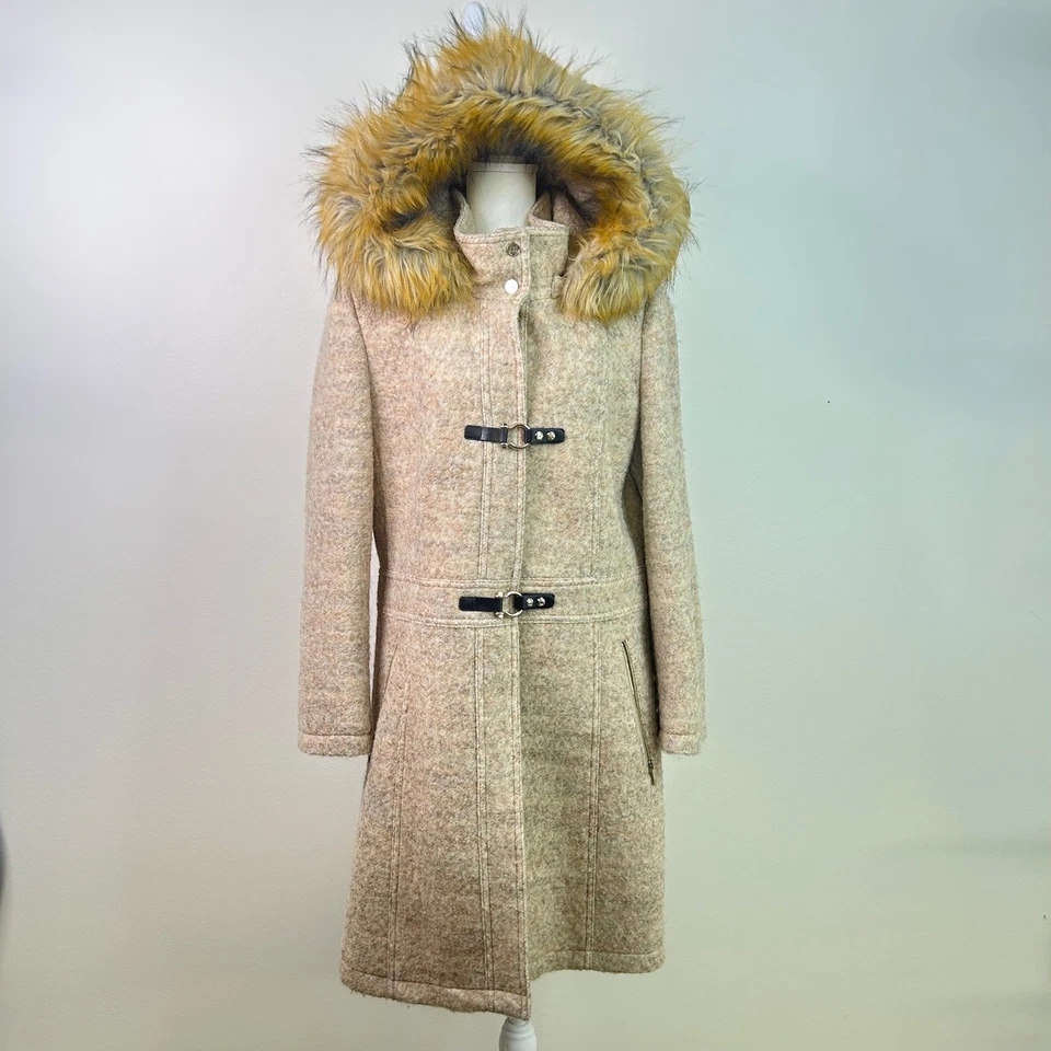 Abrigo de lana Ivanka Trump para mujer 16 beige hebilla de palanca imitación piel capucha chaqueta de invierno Foto 1 de 4
