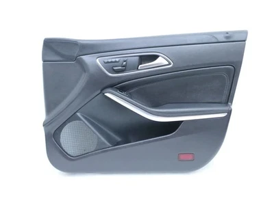 Revestimiento de puerta delantera derecha original Mercedes Benz CLA 45 AMG A11777202062 9D88 Foto 1 de 4