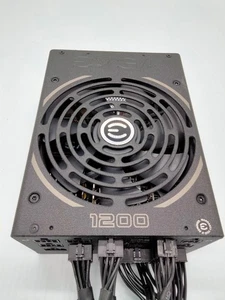 EVGA SuperNOVA 1200 P2 1200W 80 Plus Platinum Modułowy zasilacz - Zdjęcie 1 z 6