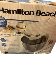 Hamilton Beach 4 qt stand mixer - Picture 1 of 4