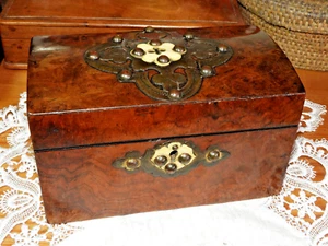 Antique George III Watnut Wood Beautiful Trinket Box Brass Mounted Treasure Box. - Picture 1 of 11
