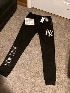 NWT Pro Standard MLB New York Yankees Black Jogger Sweats Men’s Sz S FREESHIP - Picture 1 of 5