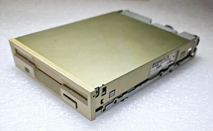 Mitsumi D359T3 3.5" Floppy Disk Drive - Picture 1 of 4