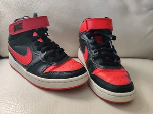 Nike Court Borough Sz 3.5y Mid 2 Basketball Shoes CD7782-003 Black Red Bred Boys - Picture 1 of 12