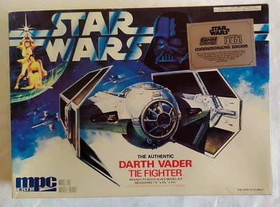 STAR WARS MPC ERTL THE AUTENTIC DARTH VADER TIE FIGHTER PLASTIC MODEL KIT - Immagine 1 di 4