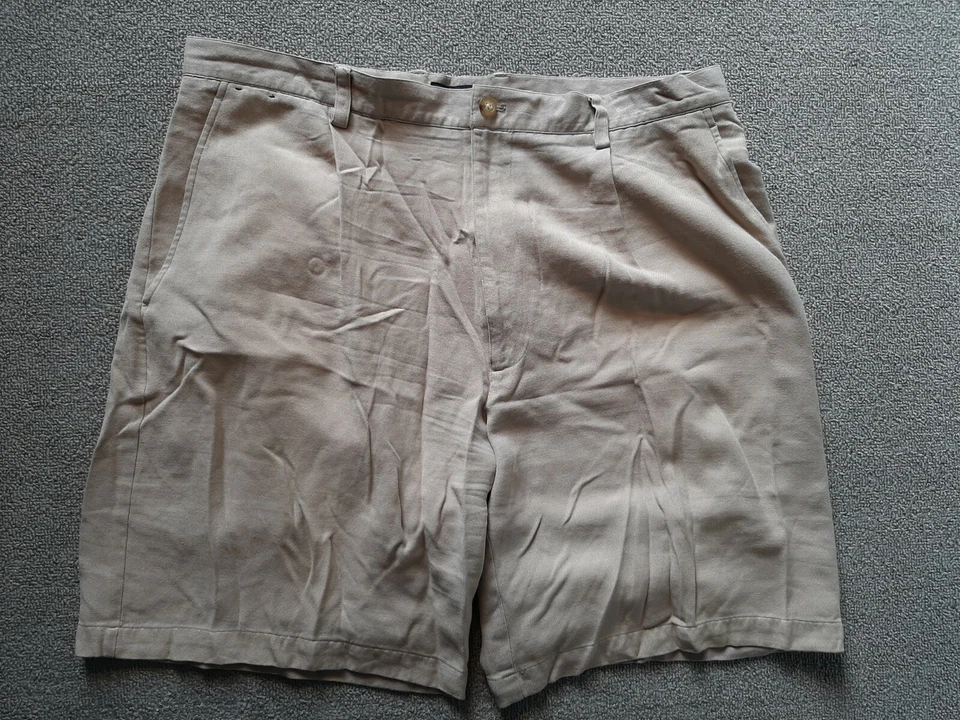 CLAIBORNE Men’s 36 Shorts Golf Dress Casual 100% Silk - Image 1 of 4