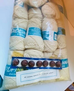 ArdFinnan Women’s Aran Cardigan Kit to Knit New Vintage Scotland Complete - Picture 1 of 12
