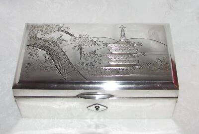 Joyero japonés vintage de plata esterlina firmado alrededor de 1940 Foto 1 de 4