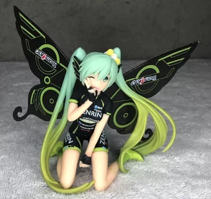 13CM Banpresto Chronicle Hatsune Miku Racing Team Ukyo Cheering Ver. 2017 NEW - Picture 1 of 6