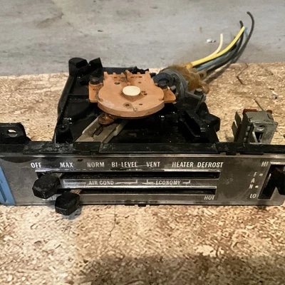 1978-81 FIREBIRD/FORMULA/TRANS AM HEATER/AC CONTROL PANEL PART # 9346507 - Image 1 of 4