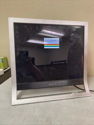 Sony SDM-HS75P Monitor 17" TFT LCD Color Computer Display W Power Cord - Image 1 of 4