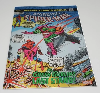 Marvel Comics - Amazing Spider-Man 122 Foil Facsimile Variant - Image 1 of 2