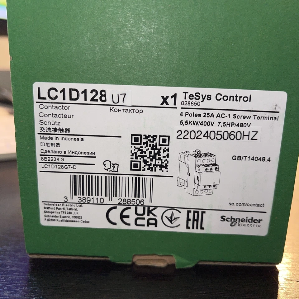LC1D128U7. 220/240VCONTACTOR. SCHNEIDER  - Image 1 of 1
