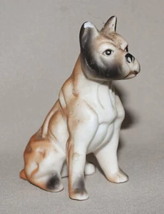 Estatuilla vintage de porcelana boxer perro bronceado sentado 3 1⁄4"" de alto - Imagen 1 de 7