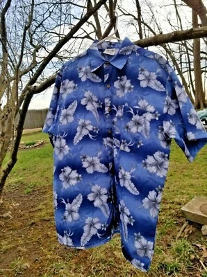 Men's Hawaiian L/XL Shirt Hibiscus Casual Easy Care Pack Vacation Travel Comfort - Image 1 of 4