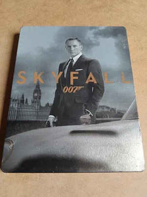 Skyfall - Limited Edition Steelbook collector combo (Blu-ray + DVD + 8 (Blu-ray) - Image 1 of 2