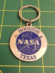 NASA Huston Texas, Schlüsselanhänger Metall Space.  B33 - Bild 1 von 2