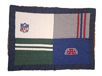Almohada acolchada Pottery Barn Teen NFL AFC algodón multicolor azul gris 1 pieza  Foto 1 de 4