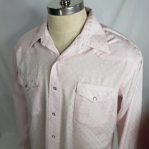 Vtg Men's Wrangler Pink Textured Cowboy Cut Pearl Snap Sz L X-Long Tails - Picture 1 of 6