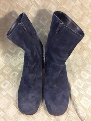 Botas de gamuza azul 8 tachuelas tacones bloque 8 tobillo jip metal joyas punta cuadrada botín Foto 1 de 4