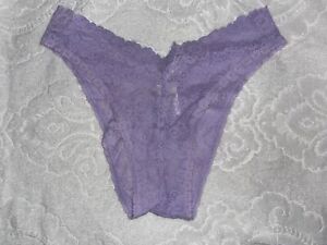 Victoria's Secret PINK Lace Brazilian Panty Size M Lilac