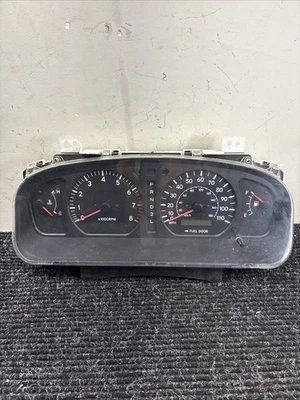 Cuadro de instrumentos Toyota Sienna 1998-2000 fabricante de equipos originales 278 k millas. 83800-08010-00 Foto 1 de 4