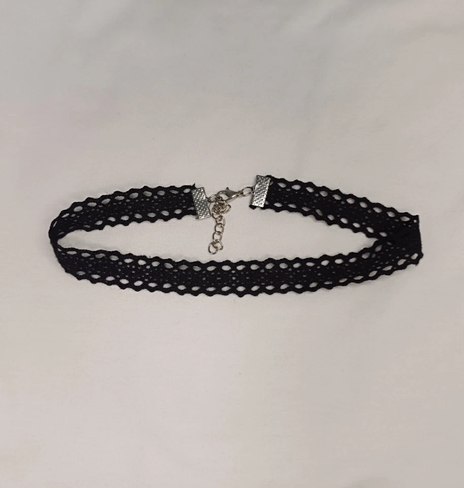 Choker Vintage Handmade - Black Lace Gothic Elegance USSR - Image 1 of 4