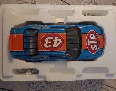 Franklin Mint 1:24 Die Cast, Richard Petty's 1992 Gran Prix, New, Box, Papers - Image 1 of 4
