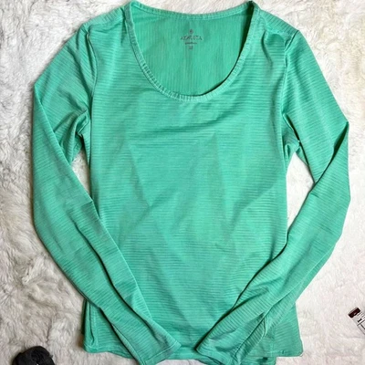 Camisa manga larga Athleta verde azulado Foto 1 de 3