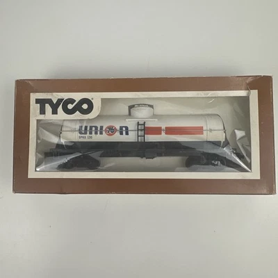 TYCO HO Scale Single Dome Tanker 40' Train Car Union 76 SPKX 130 - Image 1 of 4