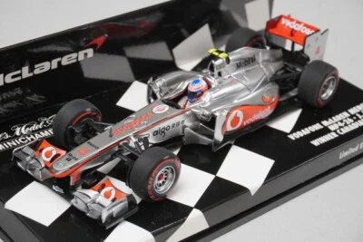 1:43 MINICHAMPS 530114314 Vodafone McLaren Mercedes MP4-26 Canadian GP 2011 #4 - Image 1 of 4