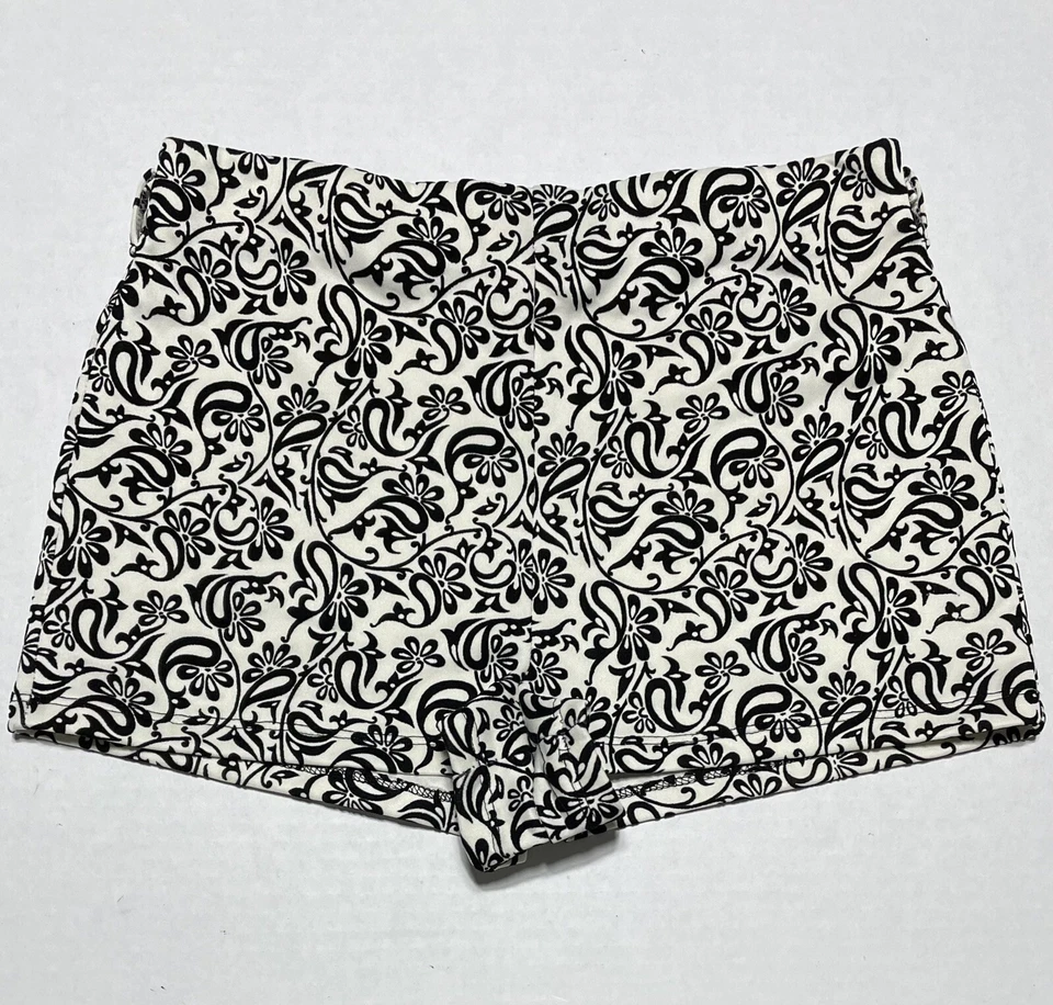 Pantalones cortos Body Central Paisley blancos para mujer talla M (26"" cintura) Foto 1 de 4
