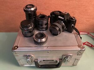 SIGMA SA 1 CAMERA - WITH MULTIPLE LENSES ANS PROFFESSIONAL QUALITY CASE