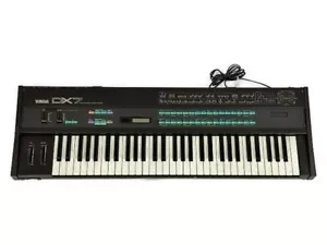 Yamaha DX7 Digital Programmable Algorithm Synthesizer keyboard Tested - Picture 1 of 5