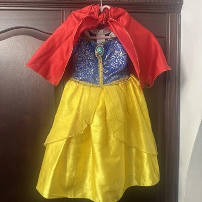 Disney Childrens Snow White Deluxe Costume Dress - Size 3 98cm - Image 1 of 4