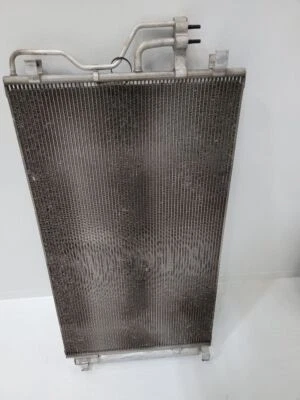 Condensador de aire acondicionado usado se adapta a: Kia Sportage 2013 grado A Foto 1 de 4