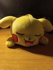 Pokemon Pikachu Sleeping Tomy Plush Stuffed Animal (9") - Picture 1 of 6
