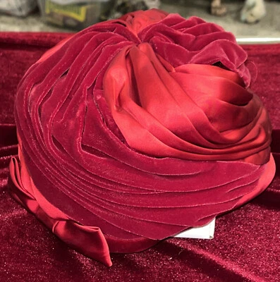 Stix Baer and Fuller Vintage Ladies Hat, 50s, Red Velour and Satin, Pre-Loved - Image 1 of 4
