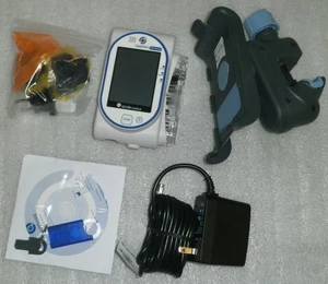 Bomba multiterapia QCORE Sapphire con fuente de alimentación (tiene batería defectuosa) (sin tarifas) - Imagen 1 de 12