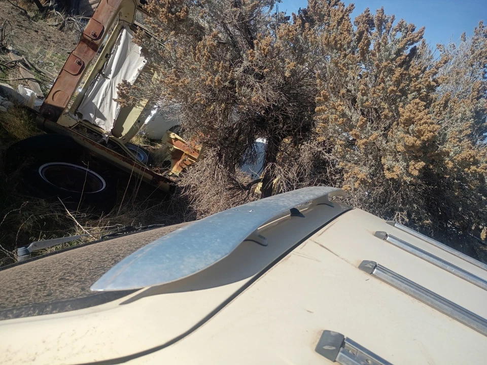 1980 4WD Subaru GL универсал спойлер б/у OEM функциональный - Изображение 1 из 2