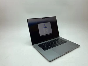 APPLE MACBOOK A2485 M1 PRO 32 GB RAM 512 GB ENGLISH - Afbeelding 1 van 3