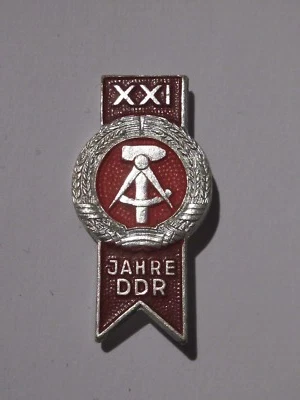 Vintage East German DDR 21st Anniversary 1970 insignia badge pin communist NVA - Image 1 of 2