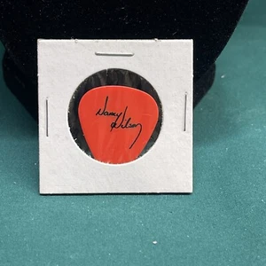 HEART / NANCY WILSON / VINTAGE / 1980'S / ONE SIDED TOUR GUITAR PICK - Foto 1 di 6