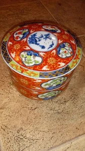 Takahashi Imari Japan Two Tier Round Porcelin Trinket Box - Picture 1 of 7