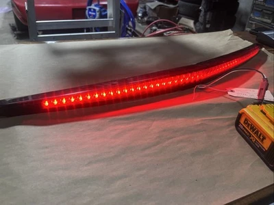 Tercera luz de freno trasera superior Cadillac CTS - Probado funciona Foto 1 de 4