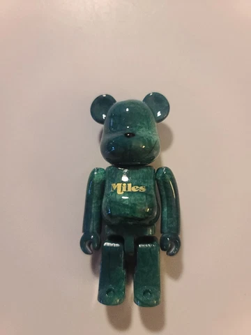 Bearbrick Be@brick 100% Series 40 Artist Miles Green. No Card Cover