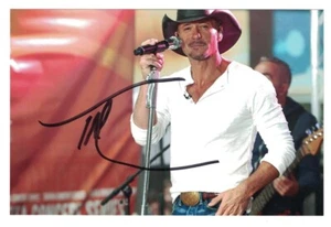 Tim McGraw Signed Autographed 4 x 6 Photo Country Music Singer A - Picture 1 of 1