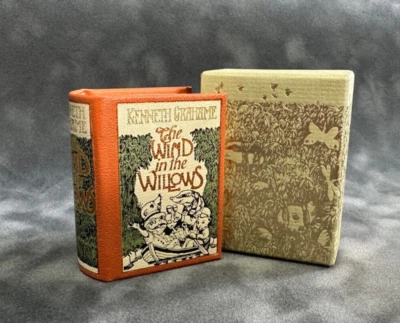 Miniature Book  Kenneth Grahame, The Wind in the Willows - Image 1 of 2