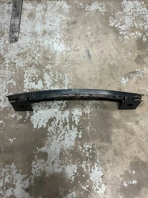 Barra de impacto de refuerzo de parachoques trasero Land Rover LR2 2008-2012 FABRICANTE DE EQUIPOS ORIGINALES Foto 1 de 4